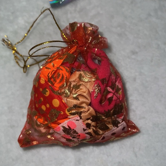 Scrunchy Bundle - Picture 8 of 8